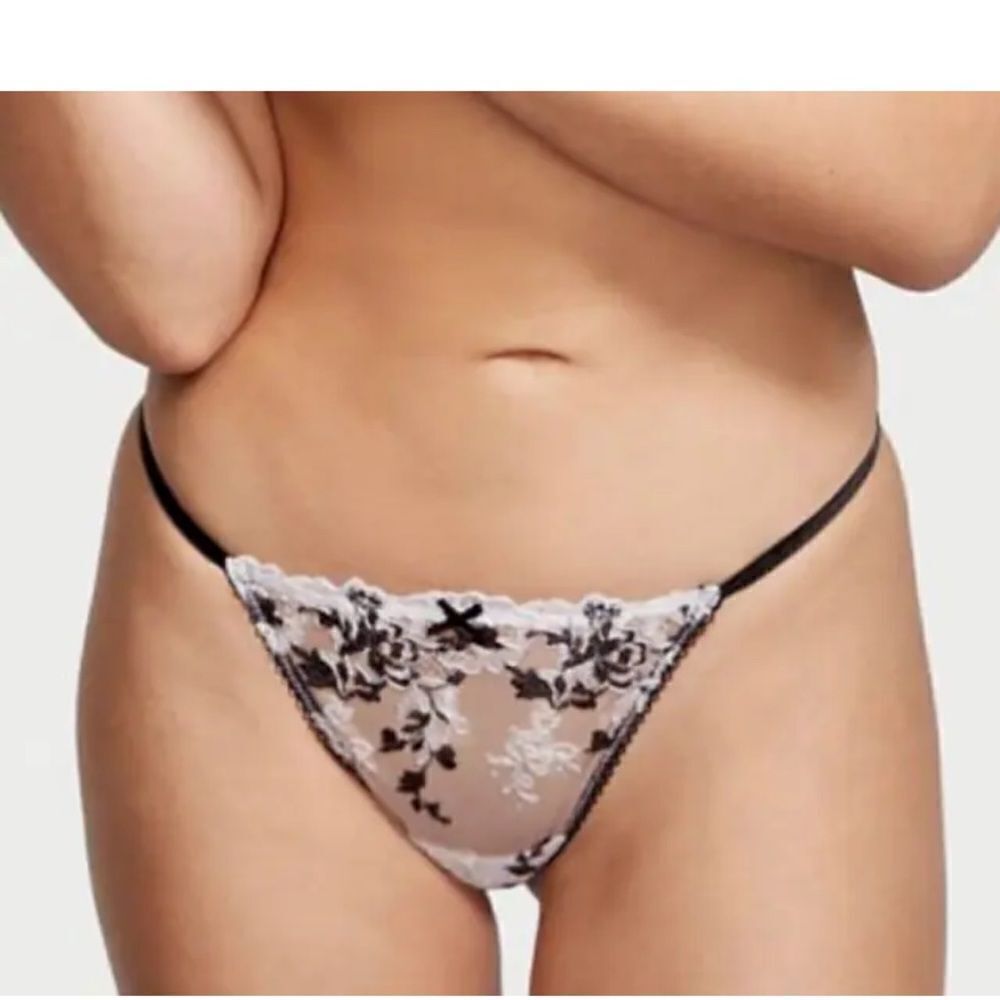 Victorias Secret Dream Angels Supersoft Embroidered Lace Sheer Mesh V String S